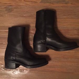 Black Frye Boots. Mid-Calf. Side Zipper. Sz 6